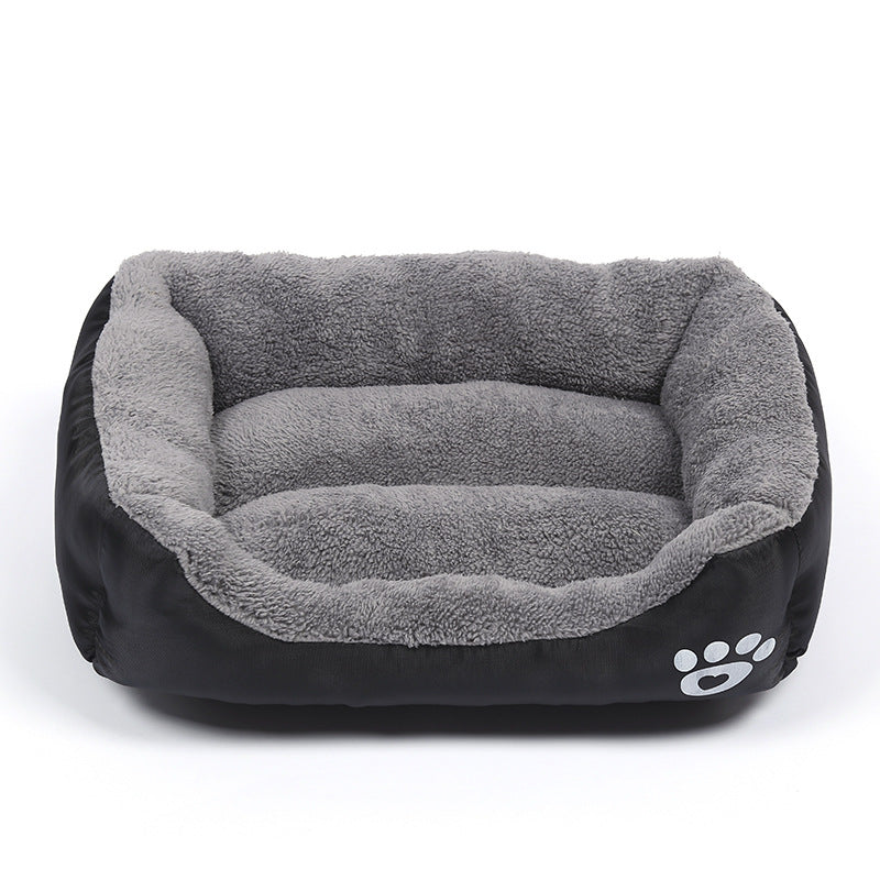 Soft Fleece Pet Bed – Waterproof Bottom, Warm & Cozy for All Pet Sizes