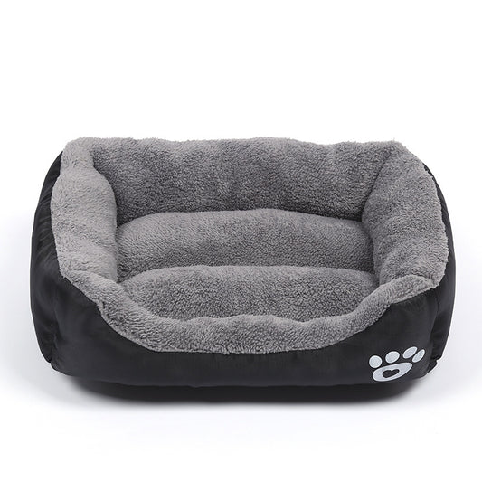 Soft Fleece Pet Bed – Waterproof Bottom, Warm & Cozy for All Pet Sizes