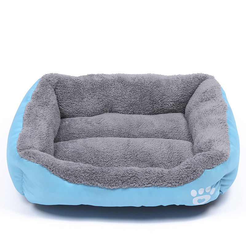 Soft Fleece Pet Bed – Waterproof Bottom, Warm & Cozy for All Pet Sizes