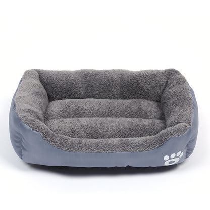 Soft Fleece Pet Bed – Waterproof Bottom, Warm & Cozy for All Pet Sizes