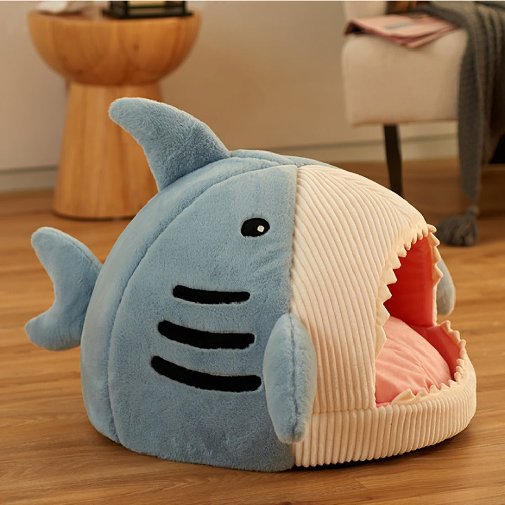 Shark Pet Bed – Cozy Semi-Closed Nest for Cats & Small Dogs