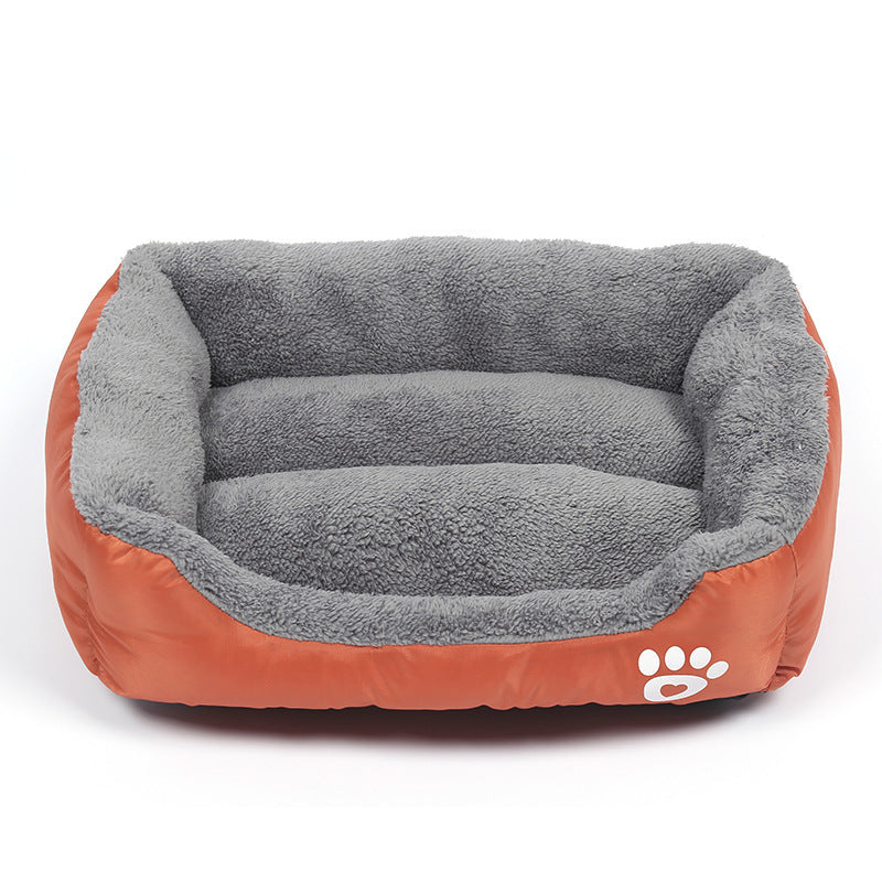 Soft Fleece Pet Bed – Waterproof Bottom, Warm & Cozy for All Pet Sizes